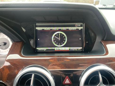 Used 2015 Mercedes-Benz GLK 350 4MATIC image 13