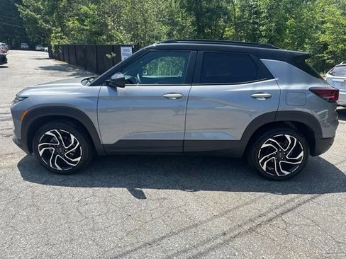 Used 2024 Chevrolet TrailBlazer RS w/ Convenience Package AWD/4WD image 6