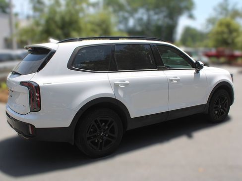 Certified 2024 Kia Telluride SX Prestige X-Line AWD/4WD image 14