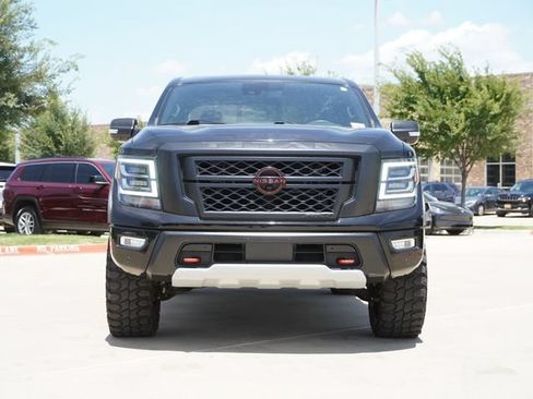 Used 2024 Nissan Titan PRO-4X w/ Pro-4x Convenience Package AWD/4WD image 2