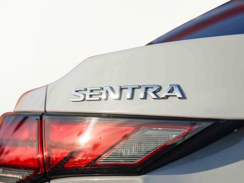 Used 2024 Nissan Sentra SV image 12