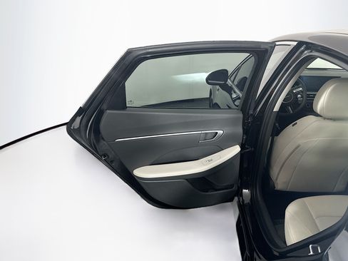 Used 2024 Hyundai Sonata SEL FWD image 25