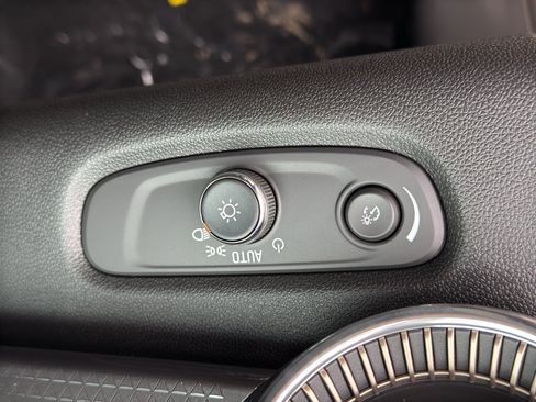 New 2026 Chevrolet Trax ACTIV w/ Driver Confidence Package FWD image 13