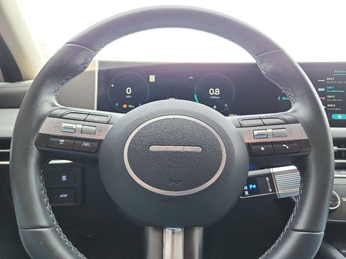 Used 2025 Hyundai Sonata SEL FWD image 19