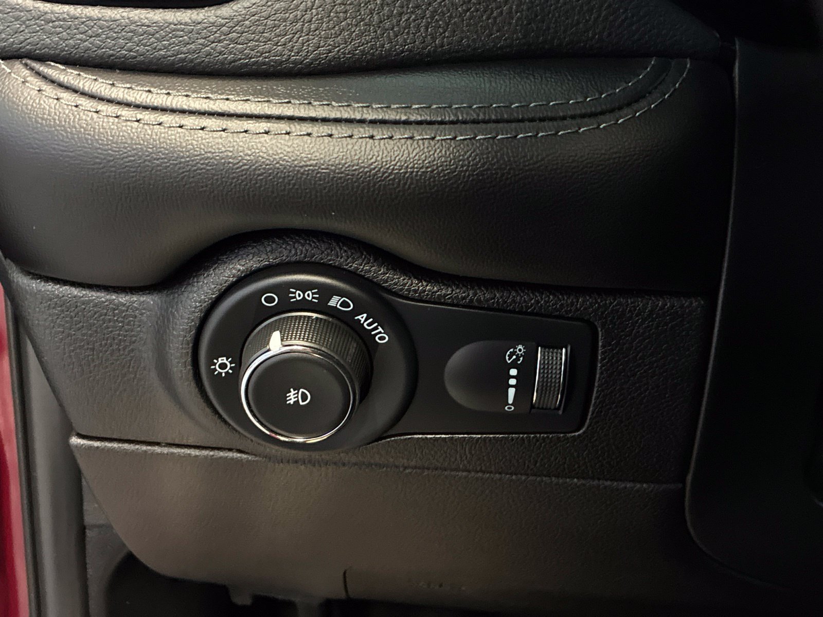 Used 2022 Dodge Durango GT AWD/4WD image 18