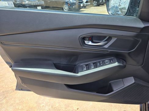Used 2025 Honda Accord SE image 13