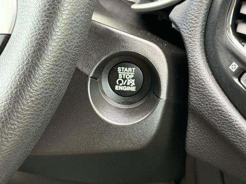 Used 2020 Jeep Compass Sport w/ Tech Group image 30