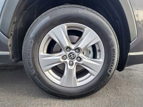 Used 2023 Toyota RAV4 XLE image 18