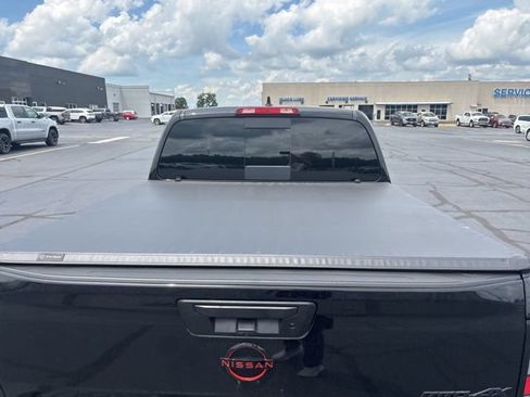 Used 2024 Nissan Frontier PRO-4X w/ Technology Package AWD/4WD image 13