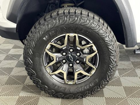 Certified 2023 Chevrolet Colorado ZR2 w/ ZR2 Convenience Package III AWD/4WD image 16