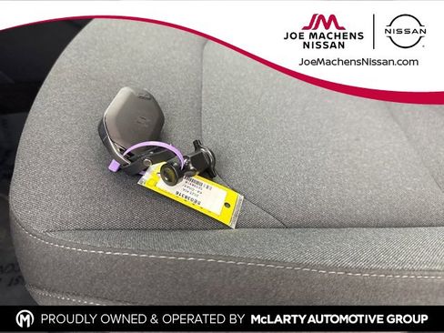 Used 2025 Kia K4 LXS image 27