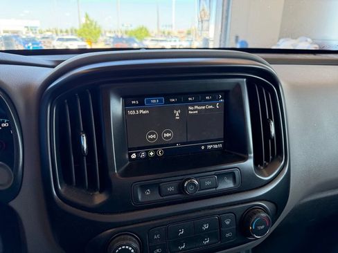 Used 2019 Chevrolet Colorado W/T w/ Custom Special Edition AWD/4WD image 16