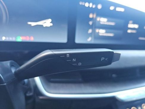 Used 2022 Lucid Air Grand Touring image 32