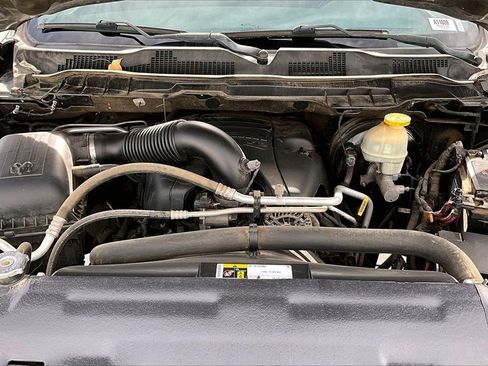 Used 2017 RAM 1500 Express image 11