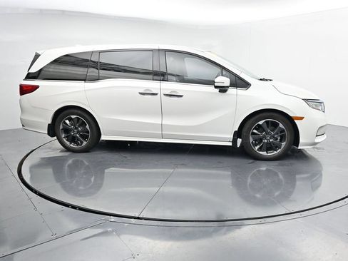 Used 2023 Honda Odyssey Elite image 9