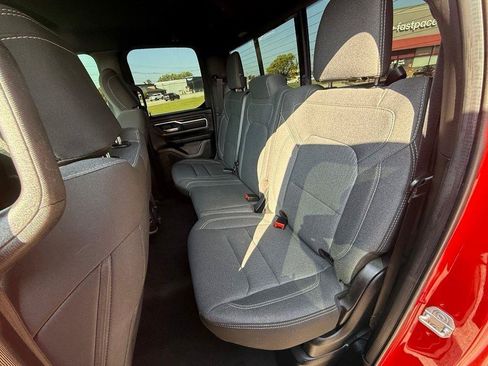Used 2022 RAM 1500 Big Horn AWD/4WD image 18