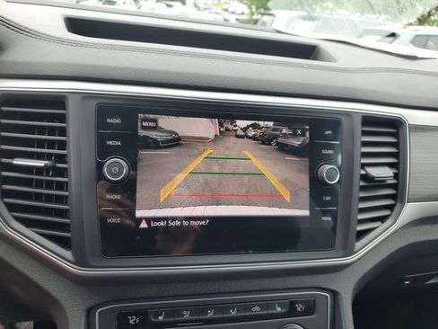 Used 2018 Volkswagen Atlas SE FWD image 23