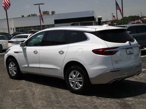 Used 2020 Buick Enclave Essence FWD image 3