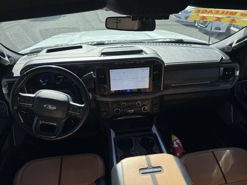 Used 2023 Ford F350 Platinum AWD/4WD image 13