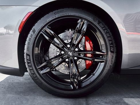 Used 2020 Ferrari GTC4Lusso AWD/4WD image 29