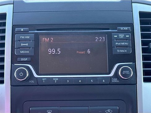 Used 2017 Nissan Frontier SV image 14