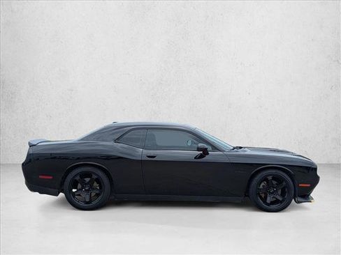 Used 2022 Dodge Challenger R/T w/ Blacktop Package RWD image 4