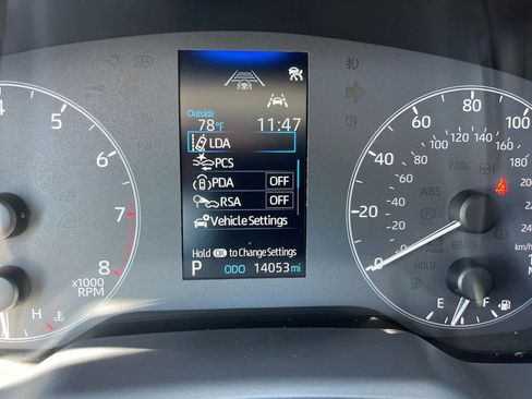 Used 2025 Toyota Corolla LE image 21