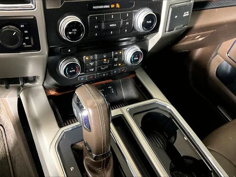 Used 2015 Ford F150 King Ranch w/ Equipment Group 601A Luxury image 25