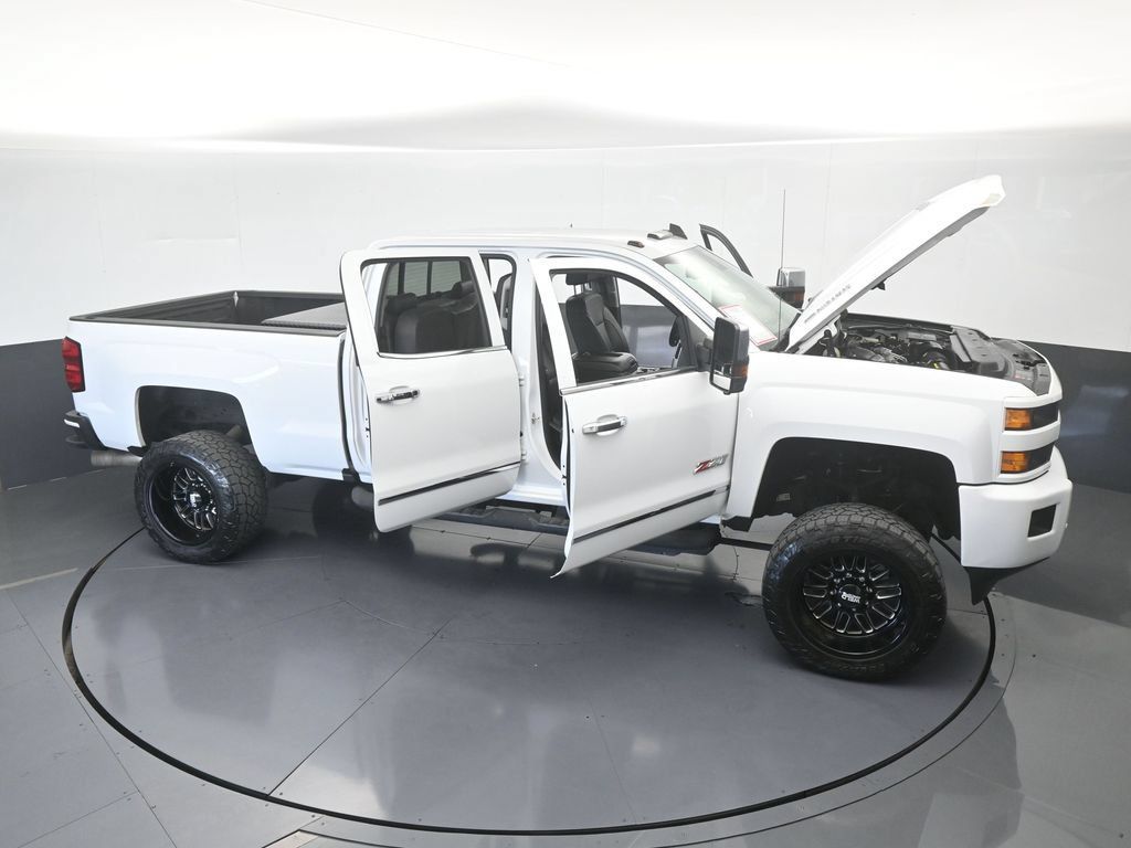 Used 2018 Chevrolet Silverado 2500 LTZ w/ Duramax Plus Package AWD/4WD image 79