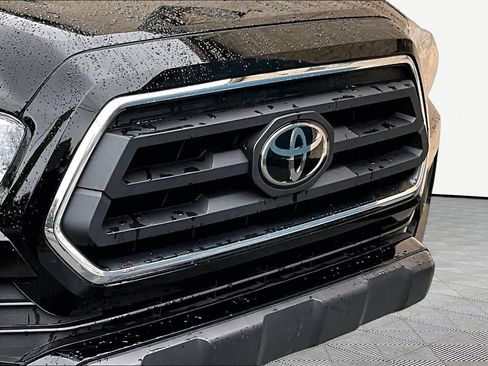 Used 2023 Toyota Tacoma SR5 AWD/4WD image 30
