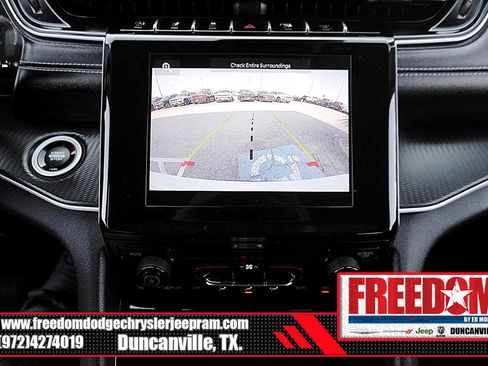 Used 2023 Jeep Grand Cherokee L Laredo RWD image 21
