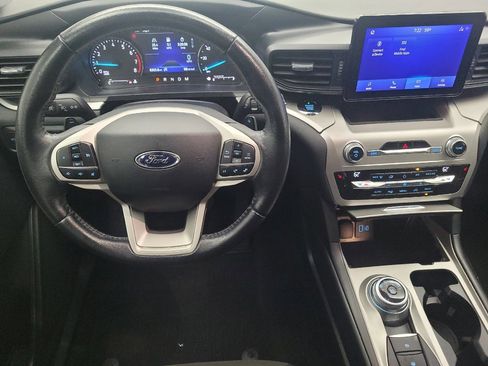 Used 2021 Ford Explorer XLT w/ Class III Trailer Tow Package image 22