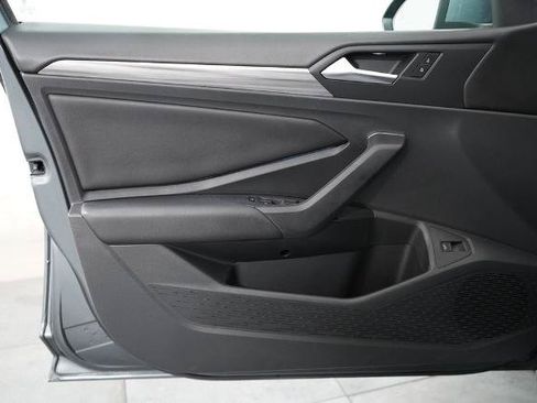 Used 2019 Volkswagen Jetta SEL FWD image 29
