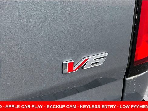 Used 2022 Chevrolet Colorado LT AWD/4WD image 24