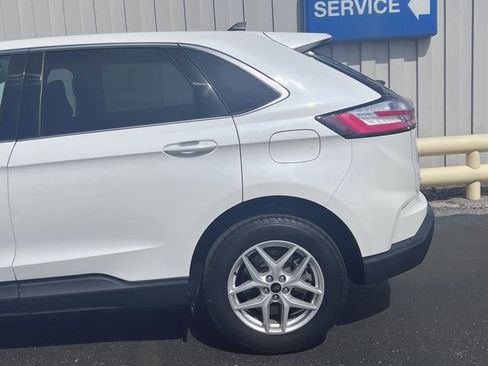 Used 2023 Ford Edge SEL w/ Convenience Package image 15