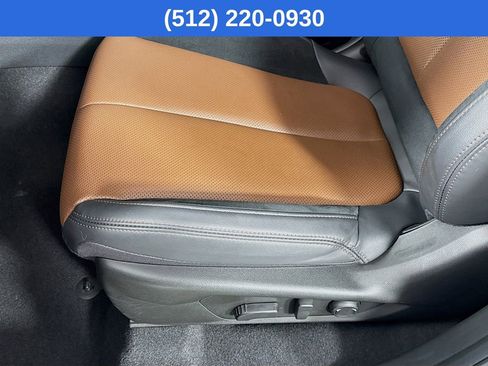 Used 2025 Subaru Forester Touring image 24