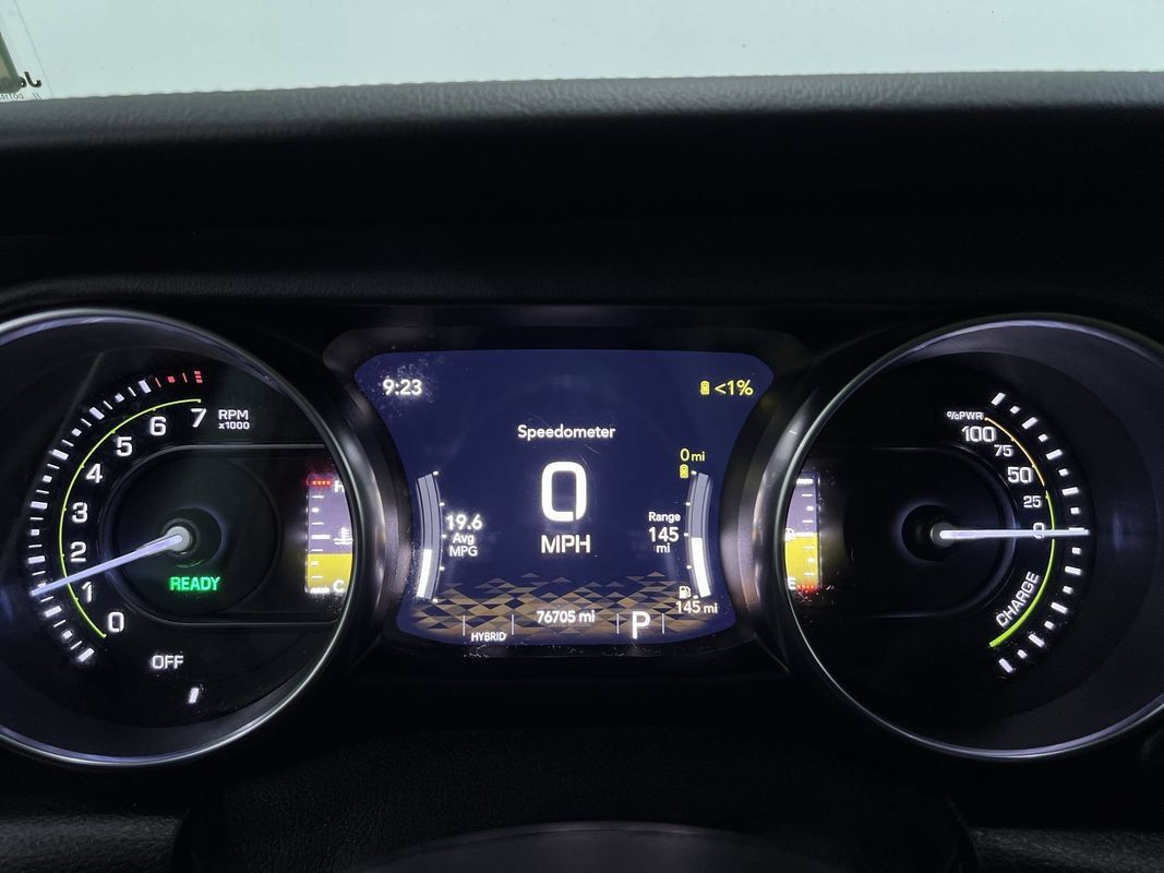 Used 2021 Jeep Wrangler Unlimited Sahara w/ Cold Weather Group AWD/4WD image 18