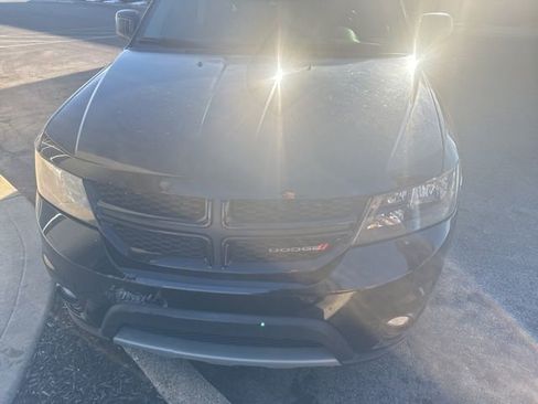 Used 2015 Dodge Journey R/T w/ Flexible Seating Group image 19