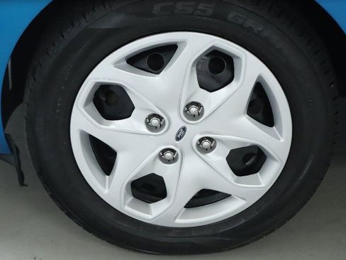 Used 2013 Ford Fiesta SE image 35