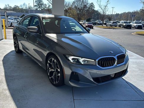 Used 2025 BMW 330i Sedan image 6