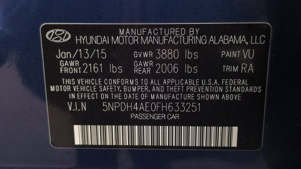 Used 2015 Hyundai Elantra Limited FWD image 23