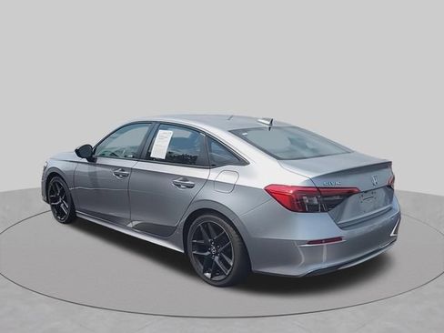 Used 2023 Honda Civic Sport image 6