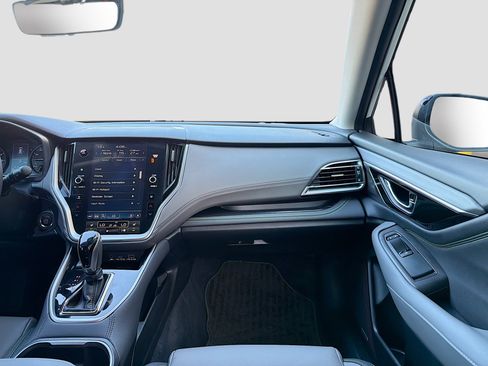 Certified 2025 Subaru Outback Onyx Edition image 18