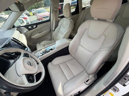 Used 2018 Volvo XC60 T8 Inscription w/ Luxury Seat Package image 27