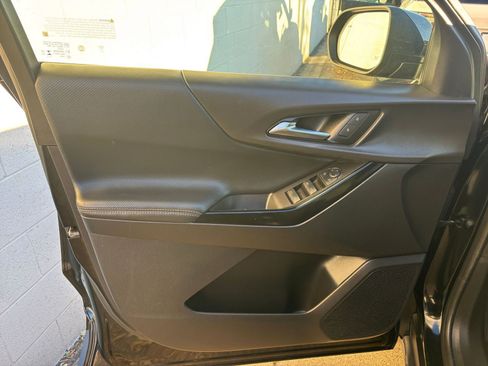 Used 2025 Chevrolet Equinox LT image 20