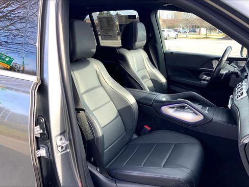 Used 2024 Mercedes-Benz GLE 350 4MATIC image 7