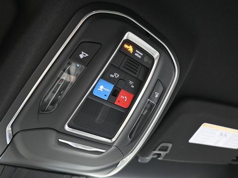 Used 2025 Dodge Charger R/T w/ Quick Order Package 25M R/T image 20