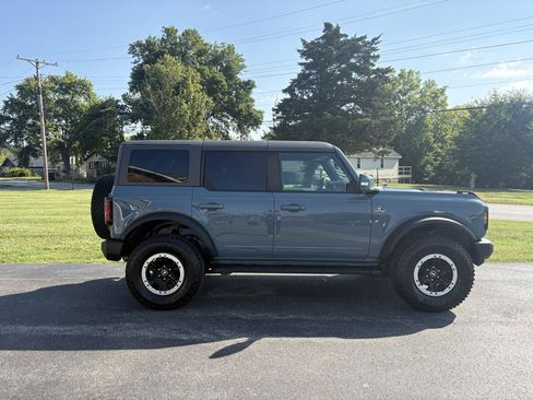 Used 2022 Ford Bronco Outer Banks w/ Sasquatch Package AWD/4WD image 6
