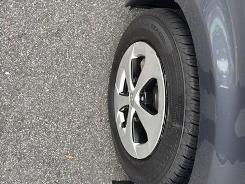 Used 2012 Toyota Prius Two image 12