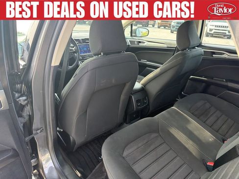 Used 2020 Ford Fusion SE FWD image 22